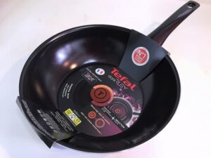 wok serpenyő